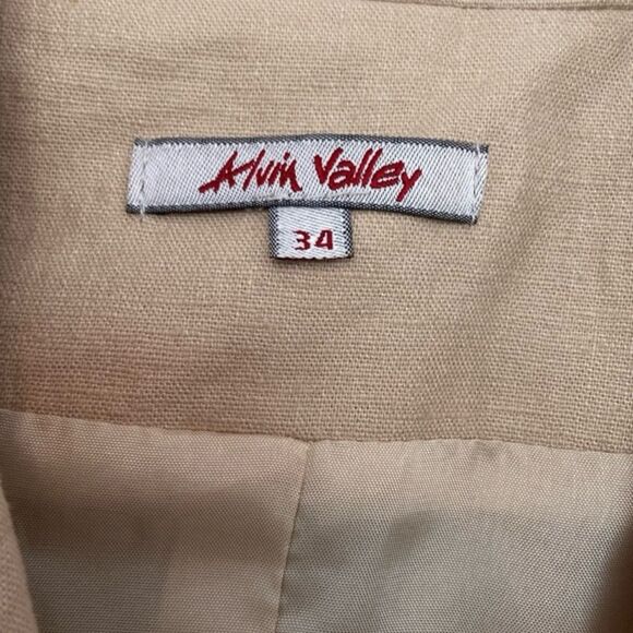 Alvin Valley Safari Jacket-Khaki - Picture 7 of 8